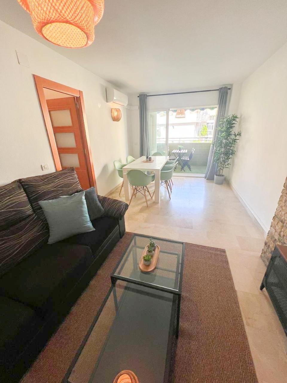 Large & Cozy Centrally Apartment Torremolinos Dış mekan fotoğraf