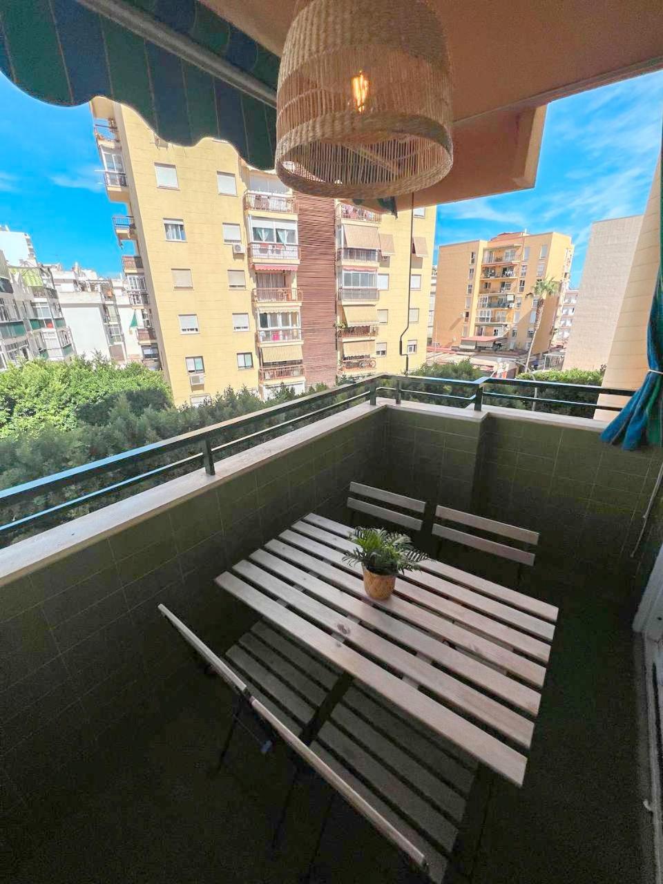Large & Cozy Centrally Apartment Torremolinos Dış mekan fotoğraf