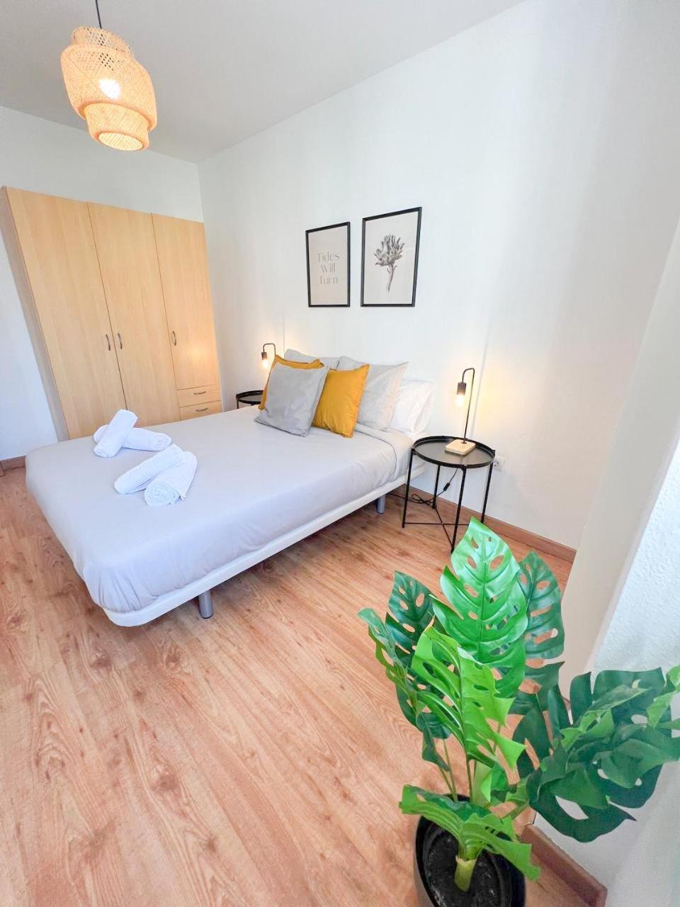 Large & Cozy Centrally Apartment Torremolinos Dış mekan fotoğraf