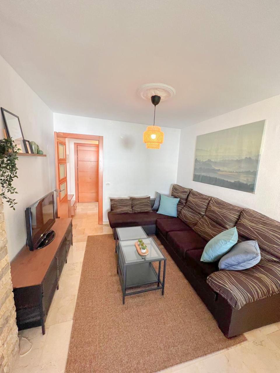 Large & Cozy Centrally Apartment Torremolinos Dış mekan fotoğraf