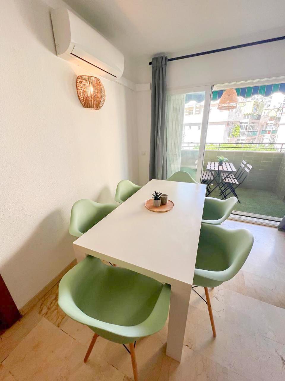 Large & Cozy Centrally Apartment Torremolinos Dış mekan fotoğraf